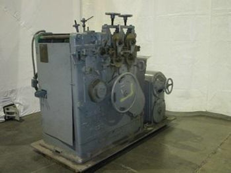 TORRINGTON # W225 CLUTCH TYPE UNIVERSAL SPRING COILING MACHINE