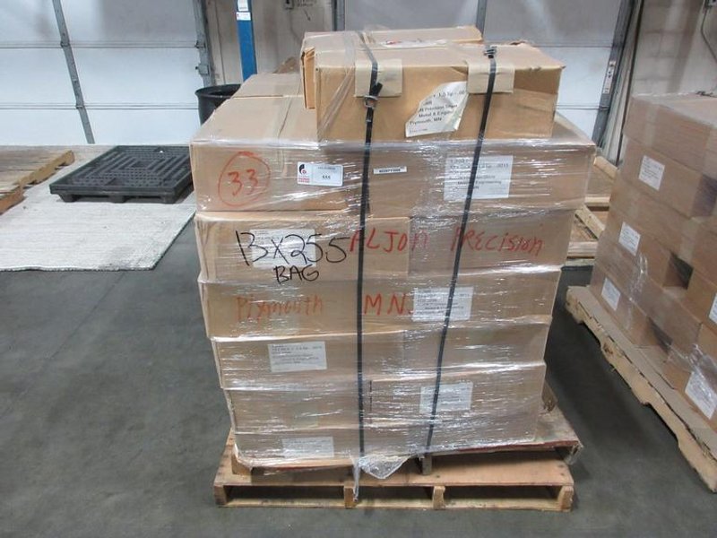 Pallet of 6x25.5x1.5&quot; Lip Wicketed Bags, Approx 33 Cases, 1200 Bags Per Case- Auction Item