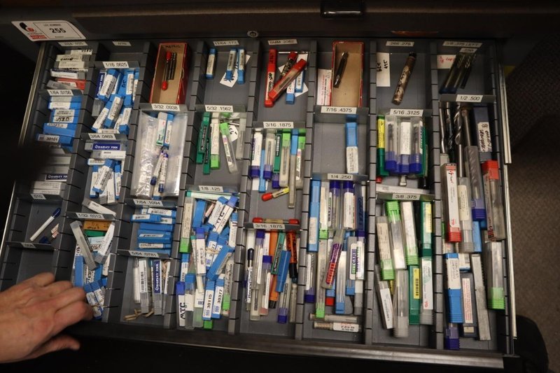 Huot 8 Drawer Tool Cabinet with Contents: Carbide End Mills, HSS End Mills, Lathe Turning Tools and More- Auction Item