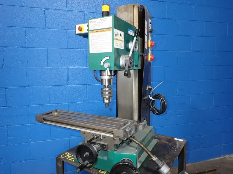 GRIZZLY INDUSTRIAL INC 6-1/4” X 21-5/8” VERTICAL MILL/DRILL  -  G0463