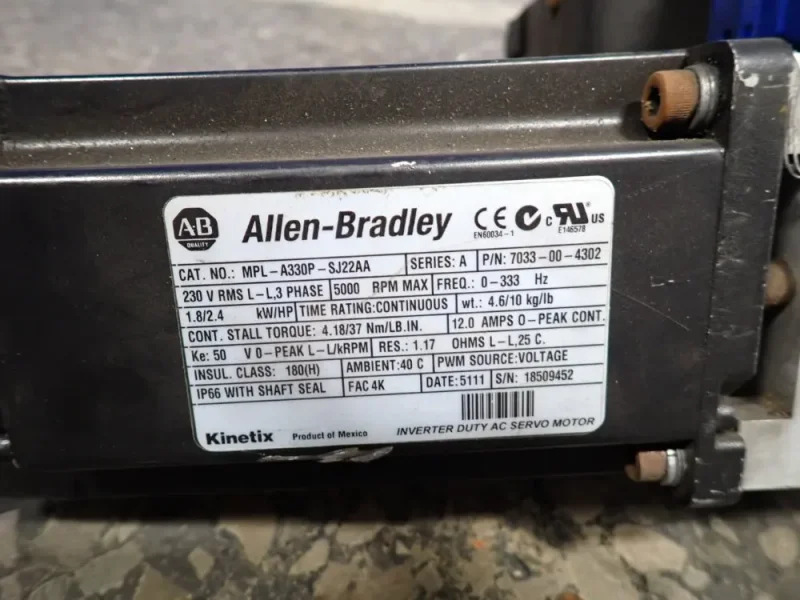 ALLEN-BRADLEY 5000 RPM SERVO MOTOR/WORM GEAR REDUCER ASSEMBLY  -  MPL-A330P-SJ22AA