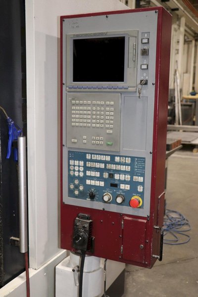 OKK MODEL #VM7III VERTICAL MACHINING CENTER NEOMATIC 635V CONTROL: YOBRO #26184