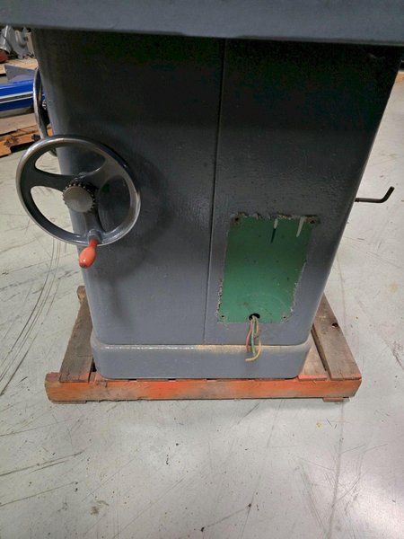 POWERMATIC MODEL 66 TABLE SAW USED