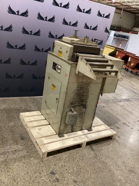 COOPER WEYMOUTH PETERSON 18B COIL STRAIGHTENER 18IN 0.093IN USED