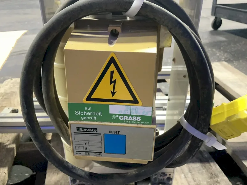 GRASS PNEUMATIC ECO PRESS HINGE MACHINE  -  PRESS-H