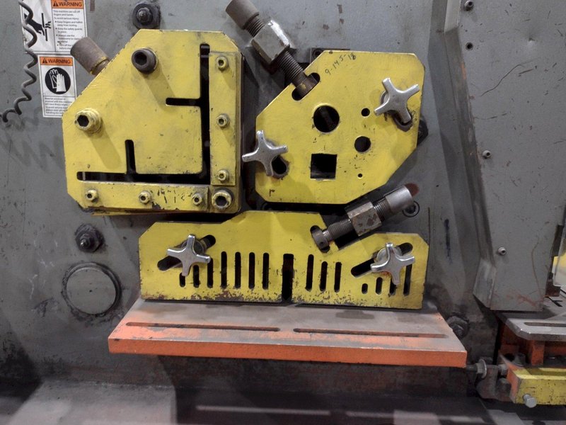 88 TON SPARTAN MODEL #IW77D HYDRAULIC IRONWORKER: STOCK #19243