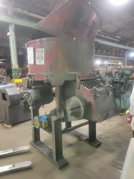 Simpson model 1.5 sand muller with drive and dust hood and aerator and skip loader tag# 13041