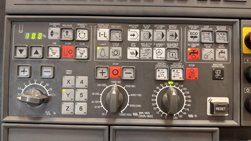 Okuma Genos M560-V VMC, 2021 – Probe, Tool Setter, 15k RPM Spindle