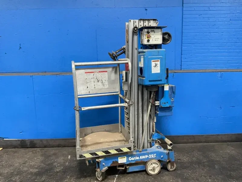 GENIE INDUSTRIES 350 LBS ONE MAN BASKET LIFT   -  AWP-25S