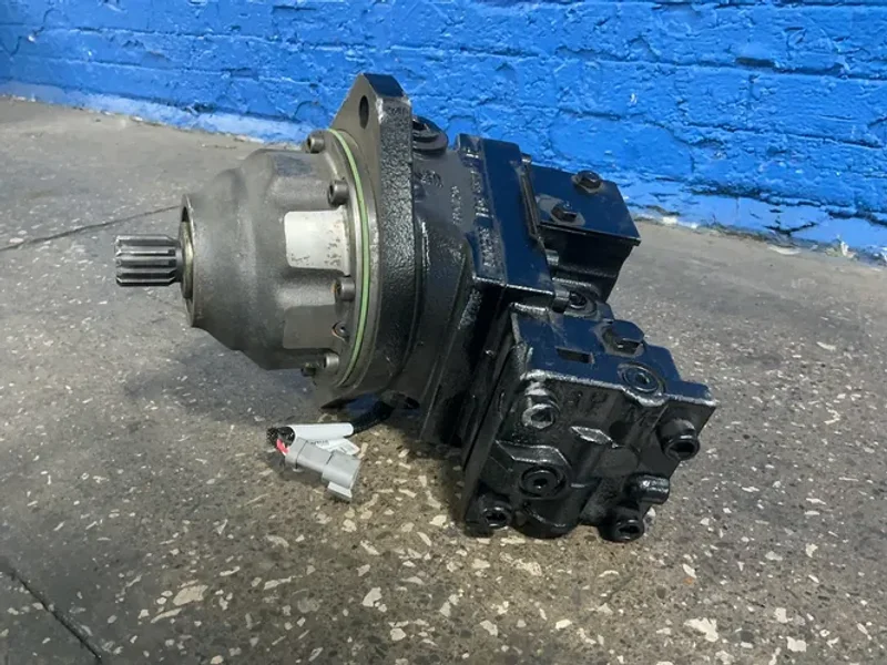 DANFOSS MOTOR TRACK DRIVE  -  51C060-1-RD1B