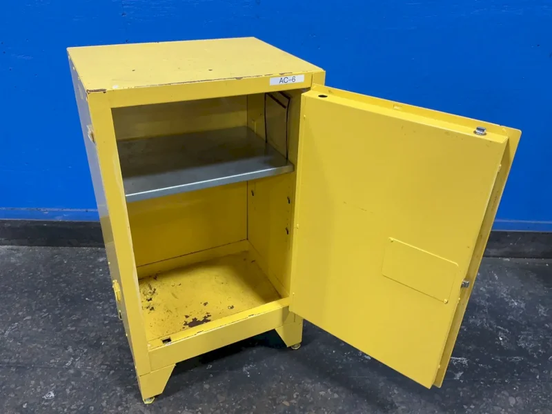 EAGLE 12 GALLONS FLAMMABLE LIQUID STORAGE CABINET  -  1925LEGS