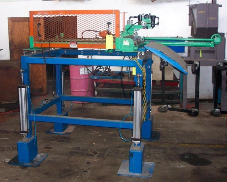 30' DALLAS FEEDER: STOCK #50296