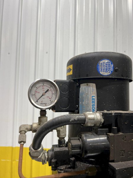 16&quot; X 24&quot; X 36&quot; DYNAMIC AIR MODEL #388-CRUNCHER HYDRAULIC COMPACTOR: STOCK #16757