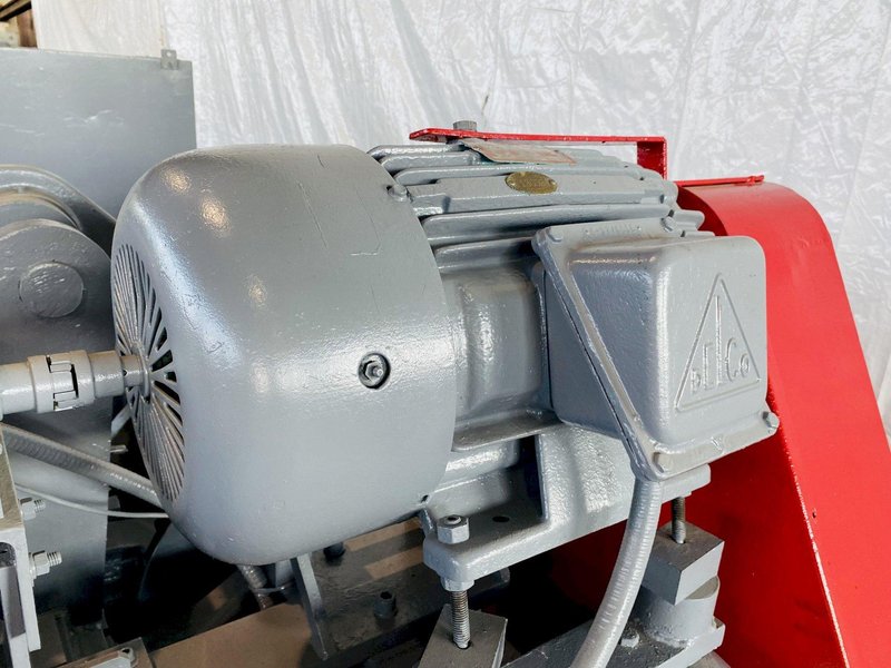 1/2&quot; X 24&quot; US BAIRD MODEL # 8 4-SLIDE WIRE MACHINE. STOCK # 0509019