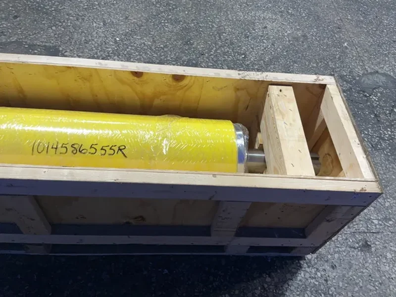 84.5” NON-WOVEN ROLL ASSEMBLY  -  1014586555r