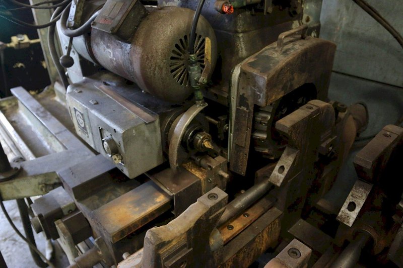 GIDDINGS &amp; LEWIS ENDOMATIC MODEL MC FACING &amp; CENTERING MACHINE: STOCK 6
