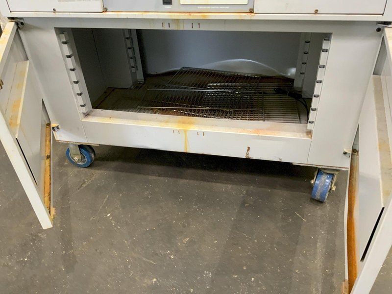 500 DEGREE X 18 CUBIC FT DESPATCH LAC SERIES OVEN: STOCK #81213