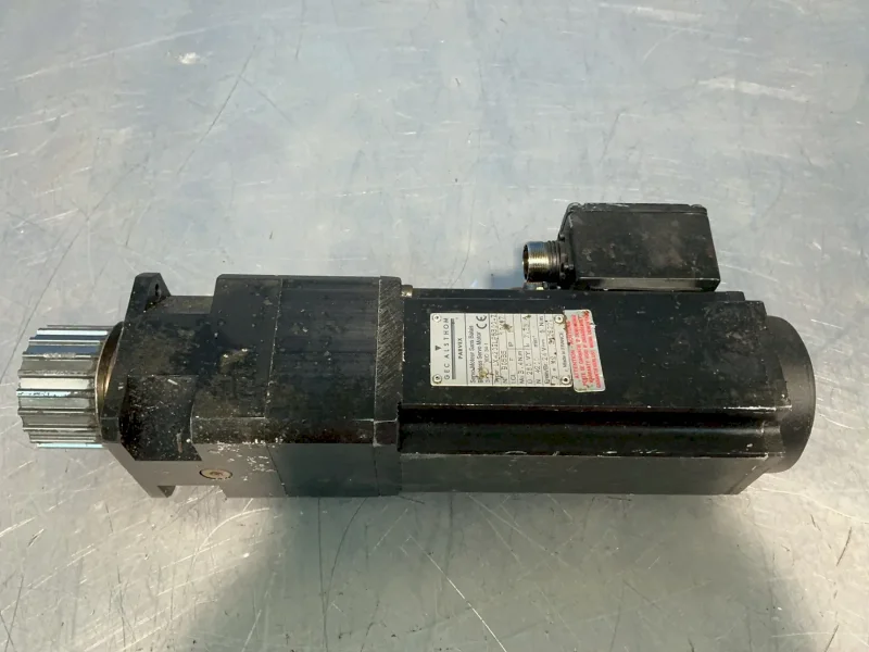 PARVEX SERVO MOTOR W/ NEUGART PL90S/MO/VO  -  LX420CLR6300-Z