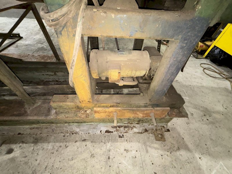 12&quot; HOLLOW SPINDLE DRILCO ROTARY PIPE WELDING POSITIONER W/ MOBILE PIPE STANDS: STOCK #21898