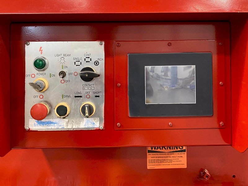 Amada M3060 (1986) Power Squaring Shear