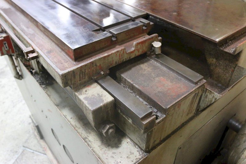 26' DOALL MODEL 2620-4 BAND MILL SAW: STOCK #69672