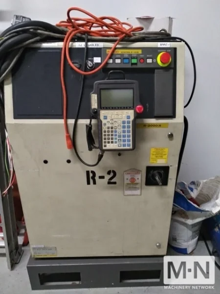 6 AXIS FANUC MODEL R-2000iA-200F ROBOT MFG 2003