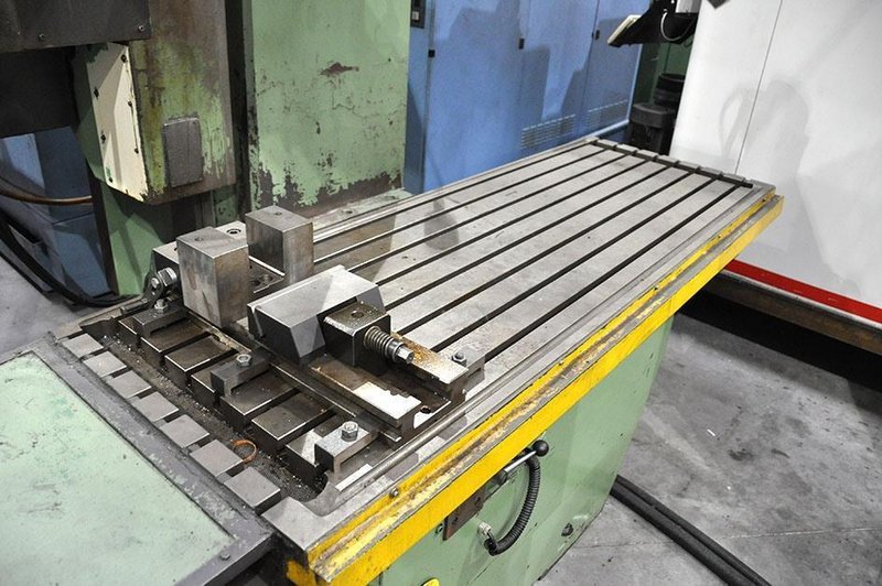 Huron - PU661 CNC X:1500 - Y:1050 - Z:775 mm