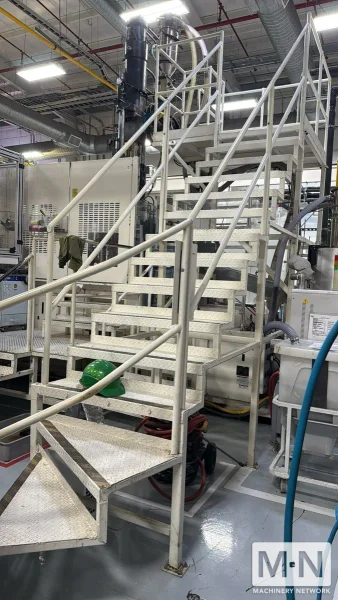 220 TON 13.7 OZ JSW MODEL JT220REIII VERTICAL CLAMP INJECTION MOLDING MACHINE MFG 2003