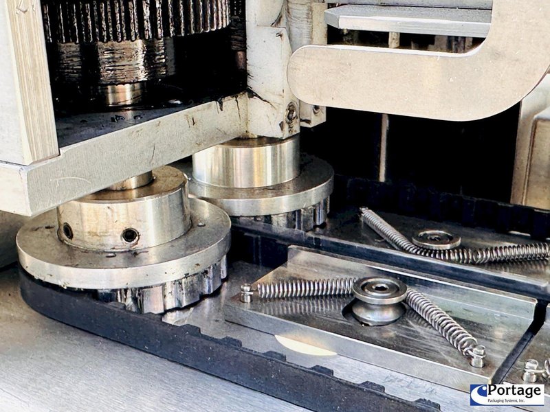 Automated Packaging Systems | Autobag SPrint 30” Industrial SidePouch Bagger