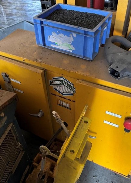 3,000 LBS GREEN VALLEY DOUBLE LEVEL MODEL #2332 DIE CHANGOVER CART: YOBRO #24611