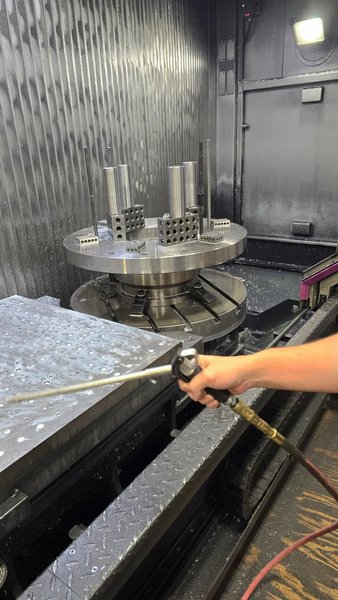 Ibarmia CNC UMC ZVH 45/L3000 Star, 2018 – 5 Axis Machining Center, Heidenhain TNC 640 HSCI Control, Heidenhain HR-510, Renishaw Probe System, Air Through Spindle