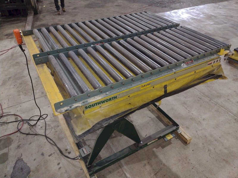 3500 LB X 60" X 48" SOUTHWORTH MODEL #LS4-36 HYDRAULIC SCISSOR LIFT TABLE, 110V SINGLE PHASE: STOCK #20921