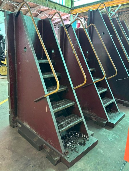 (2) 40&quot; x 90&quot; Angle Plates, (4) Vert T-Slots, (8) Horiz T-Slots