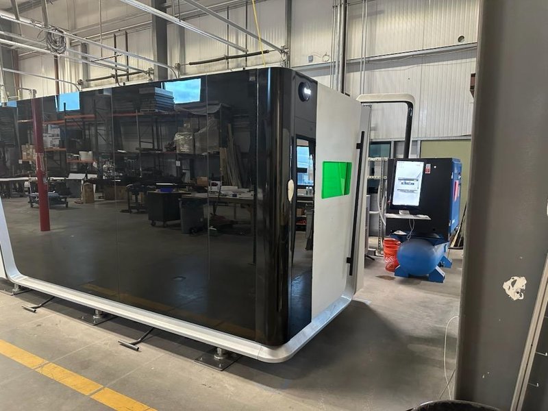 6000 Watt Bodor C3 Fiber Laser, 2022 – 5′ x 10′ Table, Dust Collector