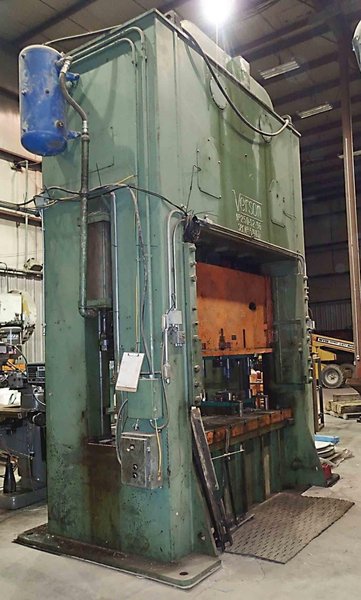 250 Ton Verson Model 250-S2-96 Straight Side Press- 42″ x 96″ Bed, 14″ Stroke, 24″ Shut