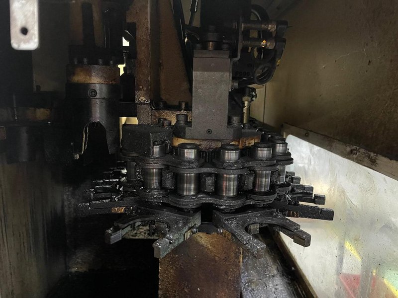 Daewoo DVC-400 VMC, 2004