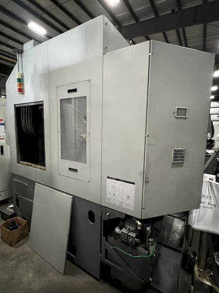 HYUNDAI KIA 31.5&quot; CNC VTL WITH LIVE TOOLING AND 15&quot; 3 JAW CHUCK, FANUC 21iT CONTROL, MODEL SKT-V5RM, NEW 2009