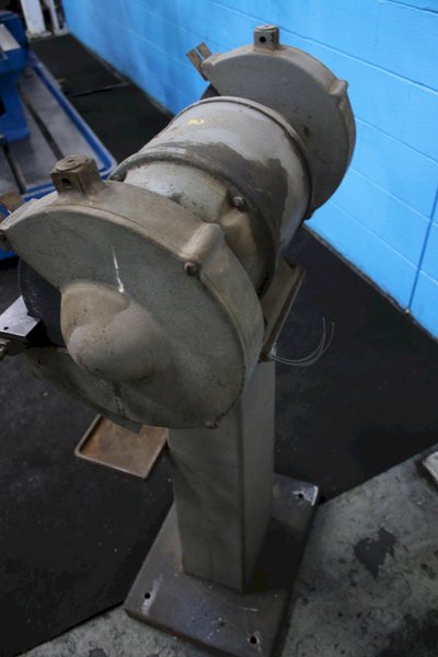 10&quot; QUEEN CITY DOUBLE END PEDESTAL GRINDER: STOCK #76234