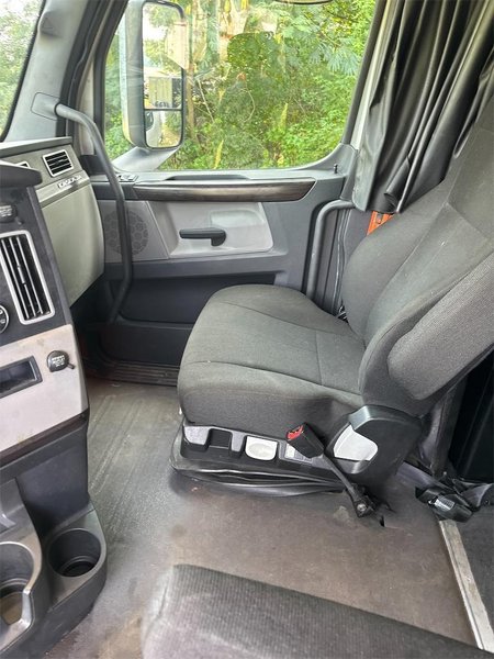 2020 Freightliner Cascadia 126 1FUJHHDV4LLMA8509