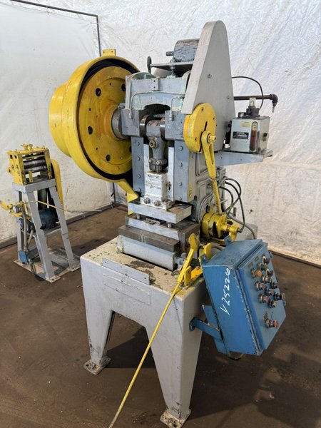 15 TON FLEXO-PRESS C15 PRECISION PRESS WITH STRAIGHTENER &amp; CONTROL. STOCK # 0434926