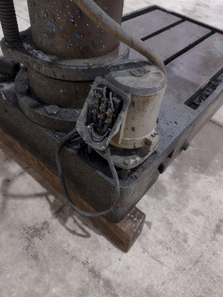 30" SUMMIT MODEL #59R GEARED HEAD DRILL PRESS WITH POWER FEED: STOCK #20753