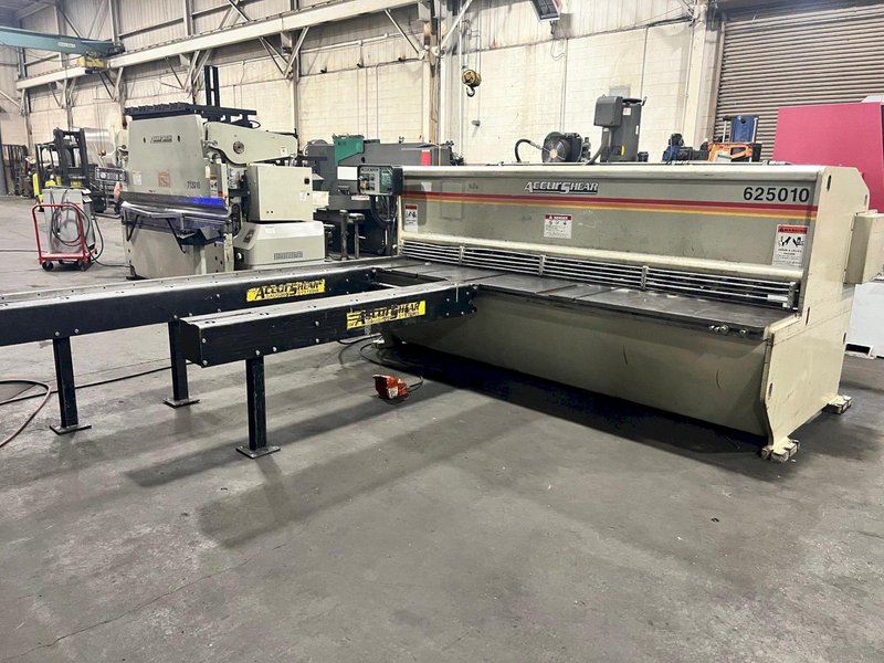USED ACCURSHEAR 1/4&quot; X 10&#039; HYDRAULIC SHEAR WITH CNC FRONT GAUGING MODEL 625010, Stock# 11163, Year: 2007