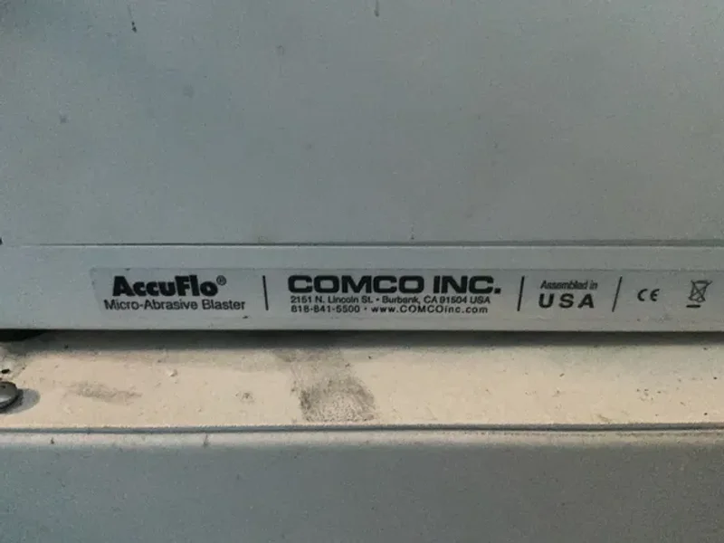 COMCO / ACCUFLO 14” X 24” X 12” MICRO-ABRASIVE BLASTER   -  AF10-T-1