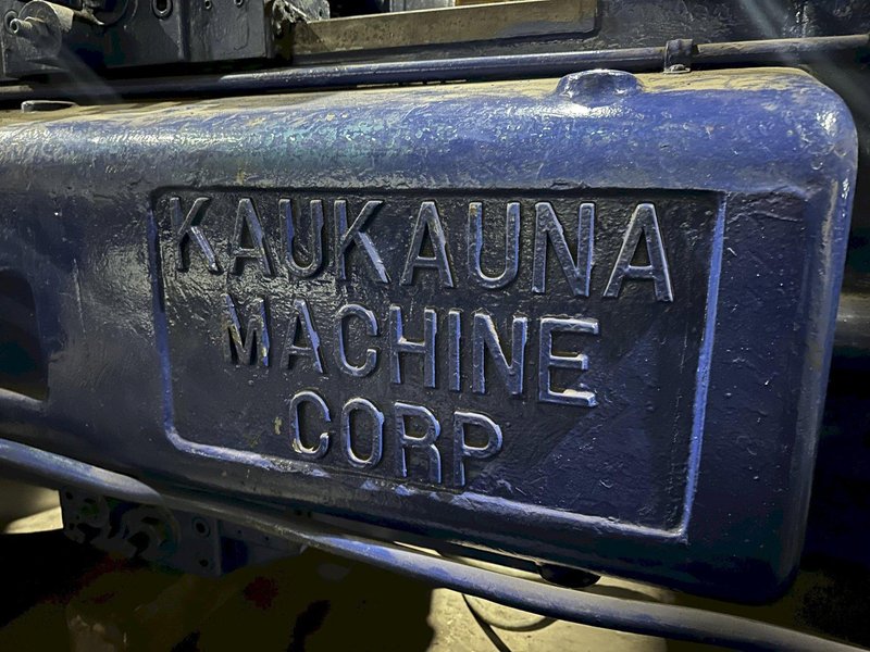 8&#039; x 22&quot; x 5 MT KAUKAUNA MODEL#140U PORTABLE UNIVERSAL RADIAL DRILL: STOCK #19479