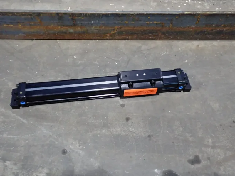 TOL-O-MATIC RODLESS CYLINDER  -  BC215 SK12 FM2