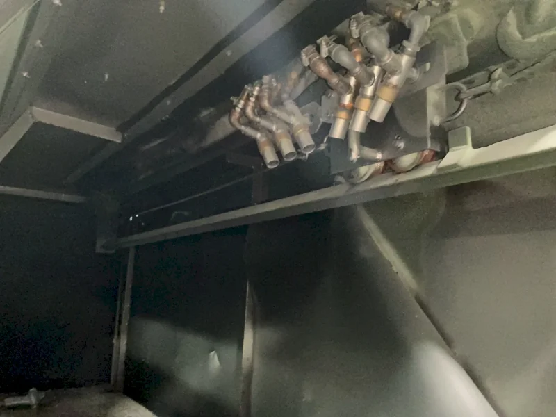 ZERO MFG SAND BLAST CABINET  -  BNP 220