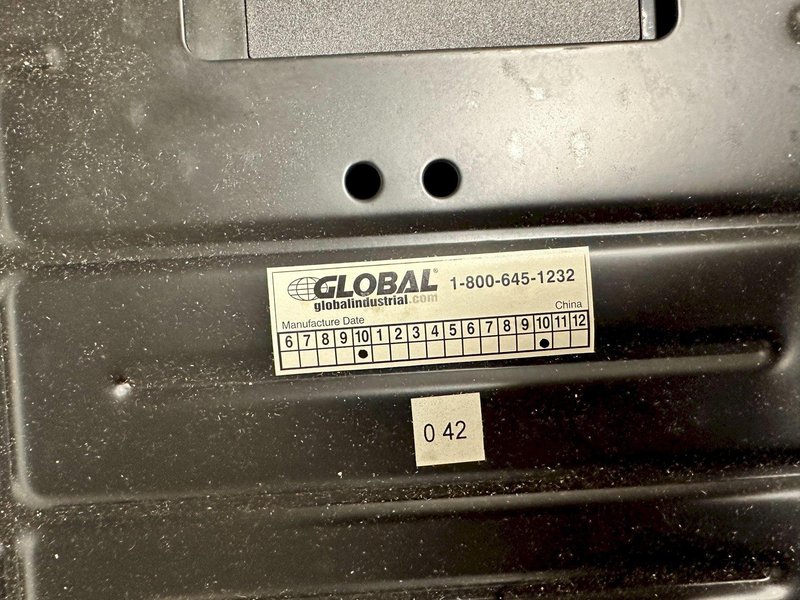 GLOBAL INDUSTRIAL MODEL 300625 BENCH SCALE WITH REMOTE DISPLAY: STOCK# 22102