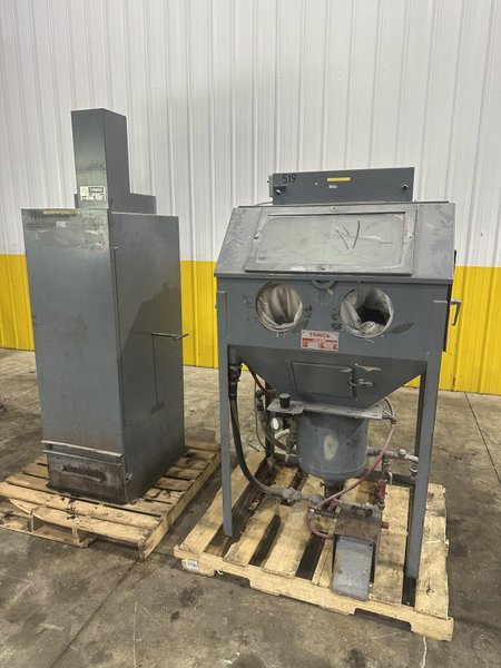 TRINCO BLAST CABINET: STOCK #23720