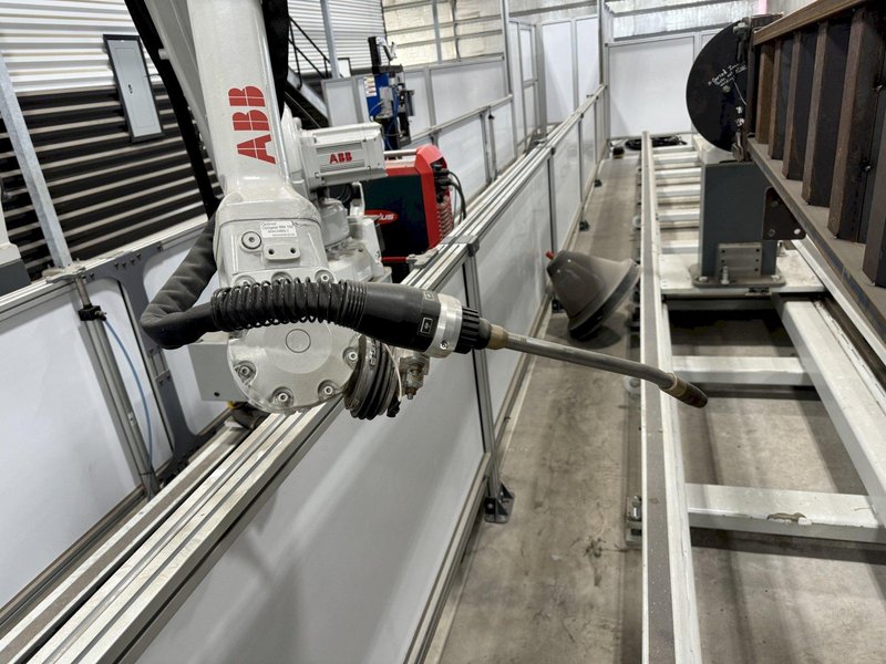2021 ABB MODEL #IRB 4600 ROBOT WELDING SYSTEM WITH PRESTON EASTIN WELDING FIXTURE: STOCK 21175