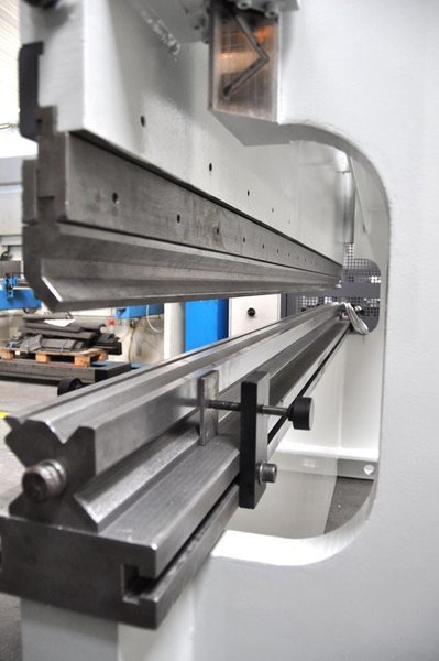 LVD - PP 100 ton x 3100 mm